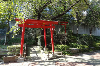 �K������