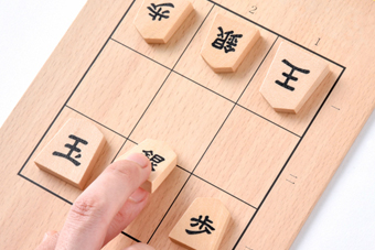 9�}�X����