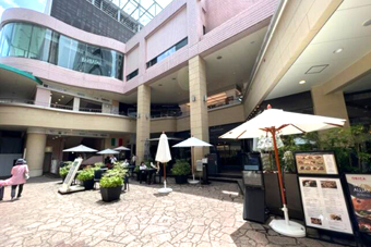 �E�B���O����