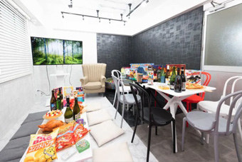 �p�[�e�B�[���[��