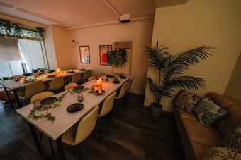 �p�[�e�B�[���[��