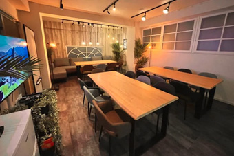 �p�[�e�B�[���[��