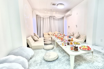 �p�[�e�B�[���[��