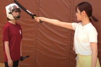 ��������